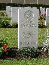 Heliopolis War Cemetery - Jabili Kingonga, 